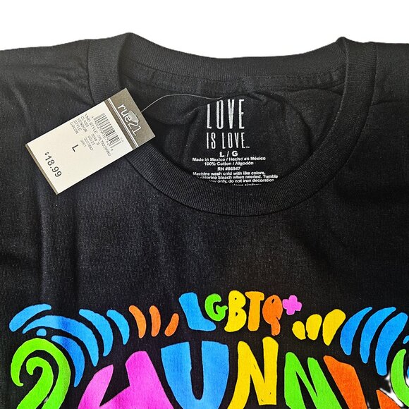 LGBTQ+ Graphic T-Shirt - Brand New with Tags! Unisex - Size Large - Picture 4 of 4